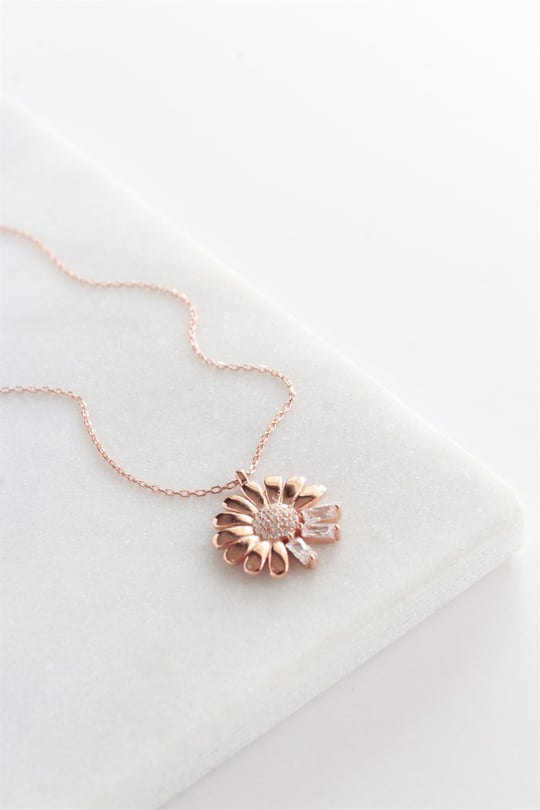 Gloria Flower Necklace ,Rose Gold plated ,Sterling Silver 925